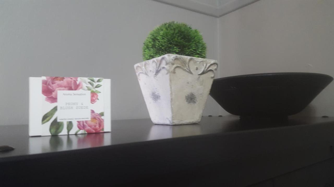 Peony Luxury Room With Wifi And Own Entrance Stellenbosch Buitenkant foto