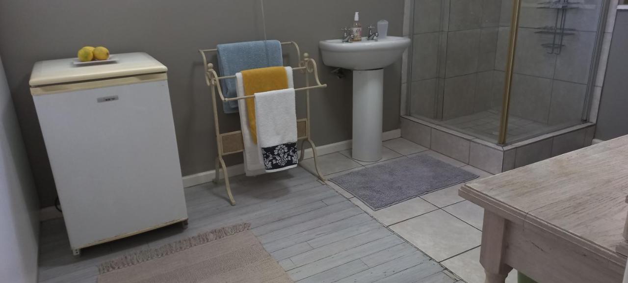 Peony Luxury Room With Wifi And Own Entrance Stellenbosch Kamer foto