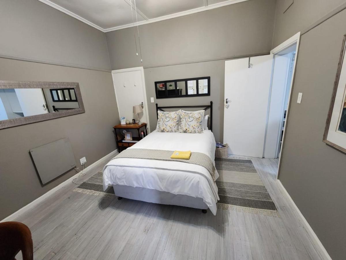 Peony Luxury Room With Wifi And Own Entrance Stellenbosch Buitenkant foto